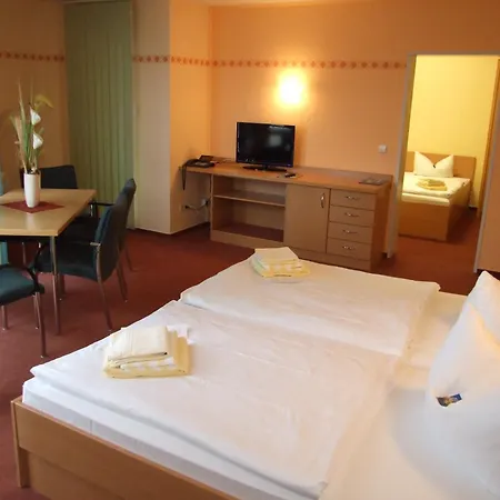 Leag Konferenzcenter Schulungs- Und Tagungshotel Im Spreewald 3* 뤼베나우